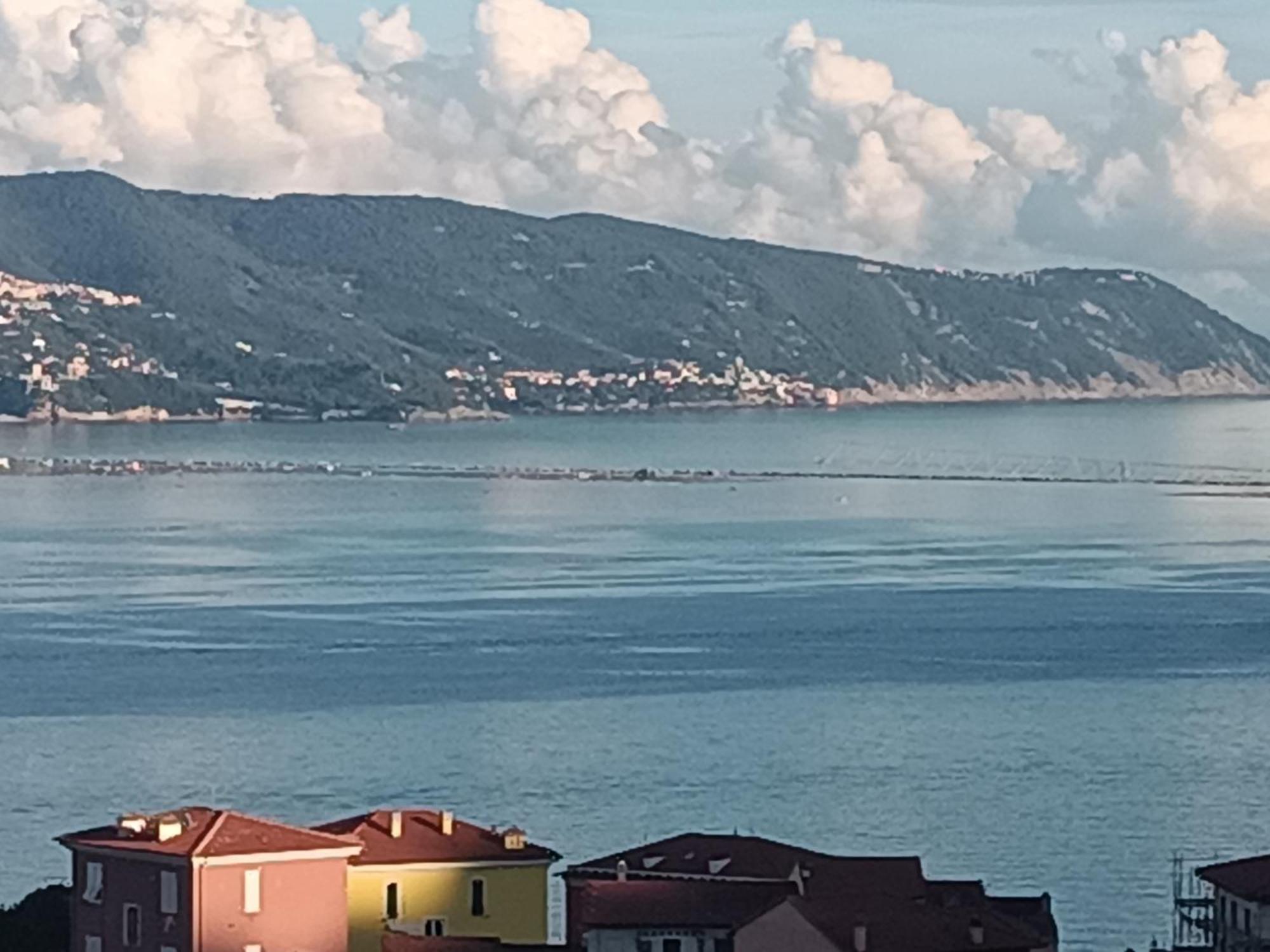 Ca'Di Gilbi E Pasqui Lägenhet La Spezia Exteriör bild